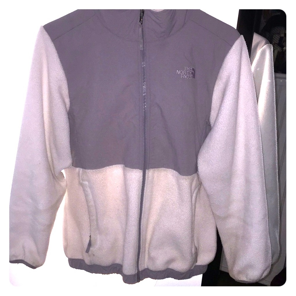 White North Face Jacket ❄️